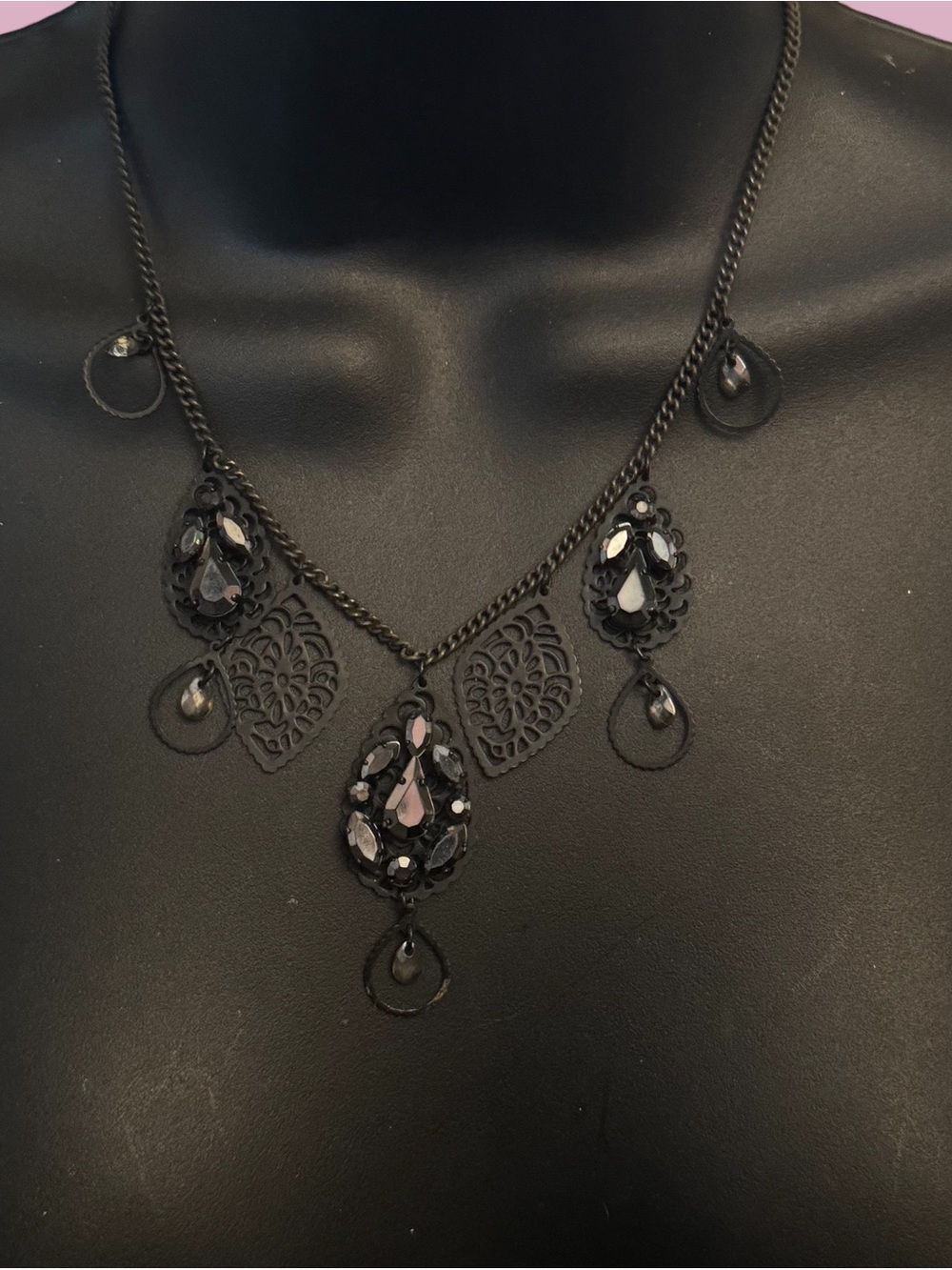 NWT black filigree crystal charm necklace